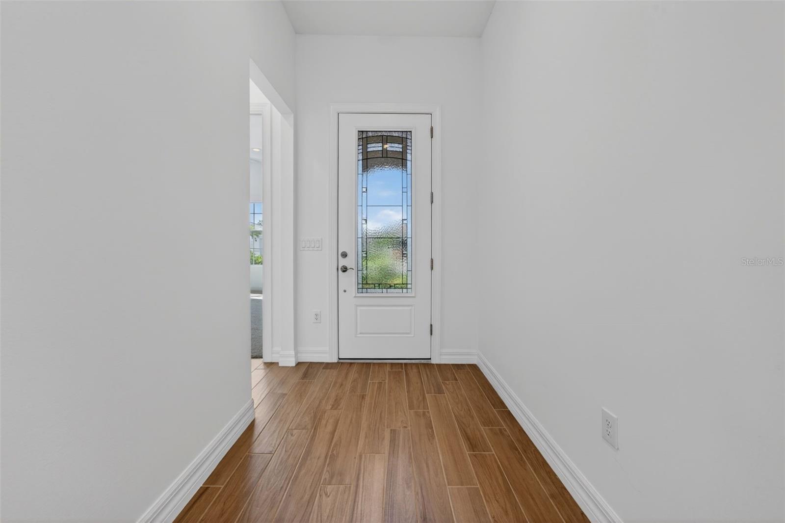 Image 7 of 100 For 25544 Emerald Bend Circle