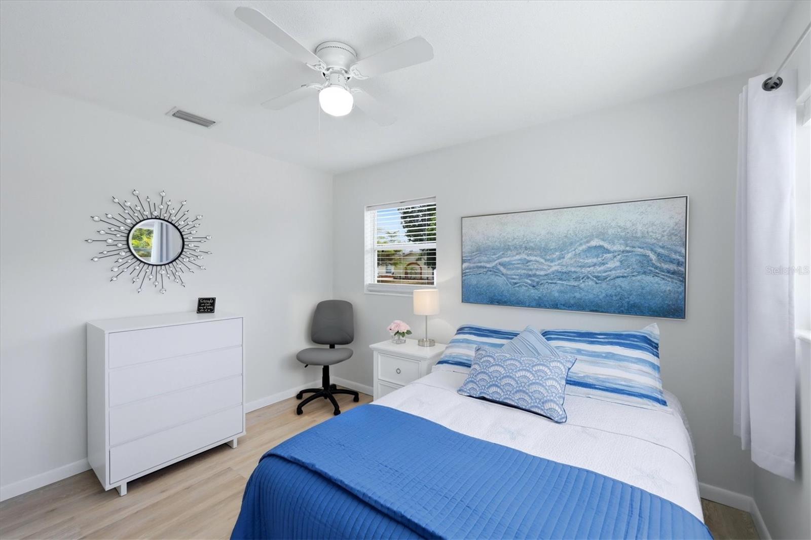 Image 14 of 26 For 723 Brink Avenue