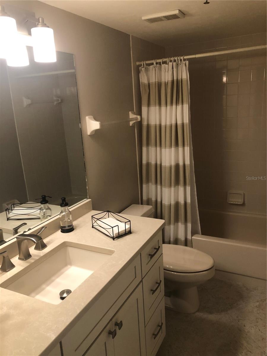 Image 12 of 17 For 462 Bouchelle Drive 201