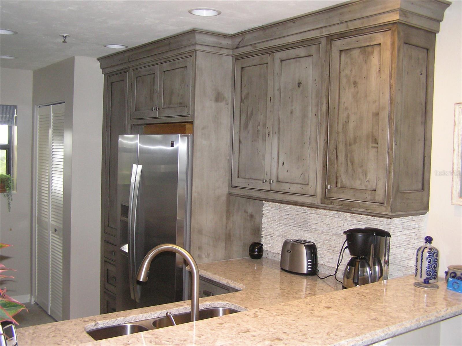 Image 3 of 17 For 462 Bouchelle Drive 201