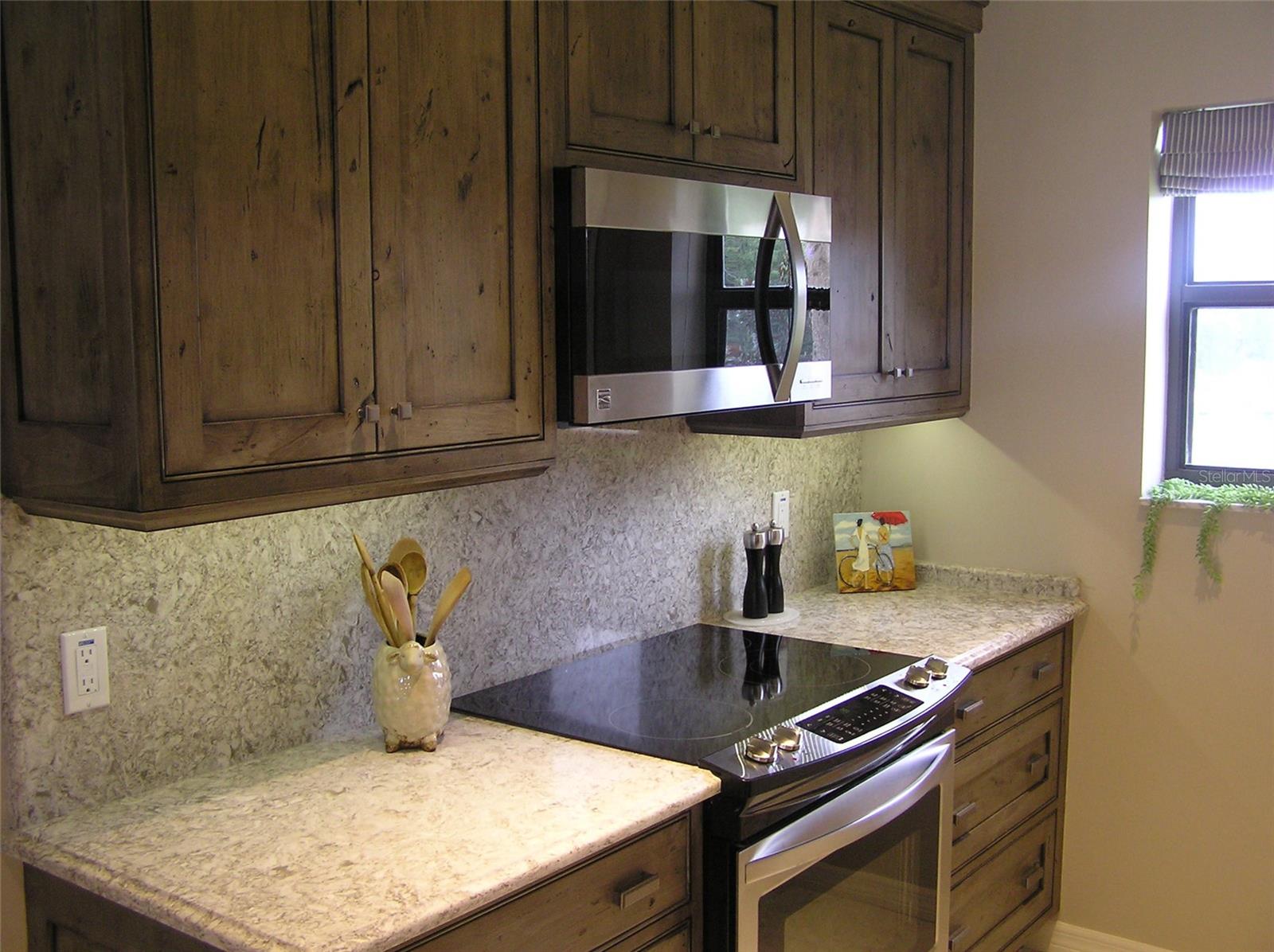 Image 5 of 17 For 462 Bouchelle Drive 201