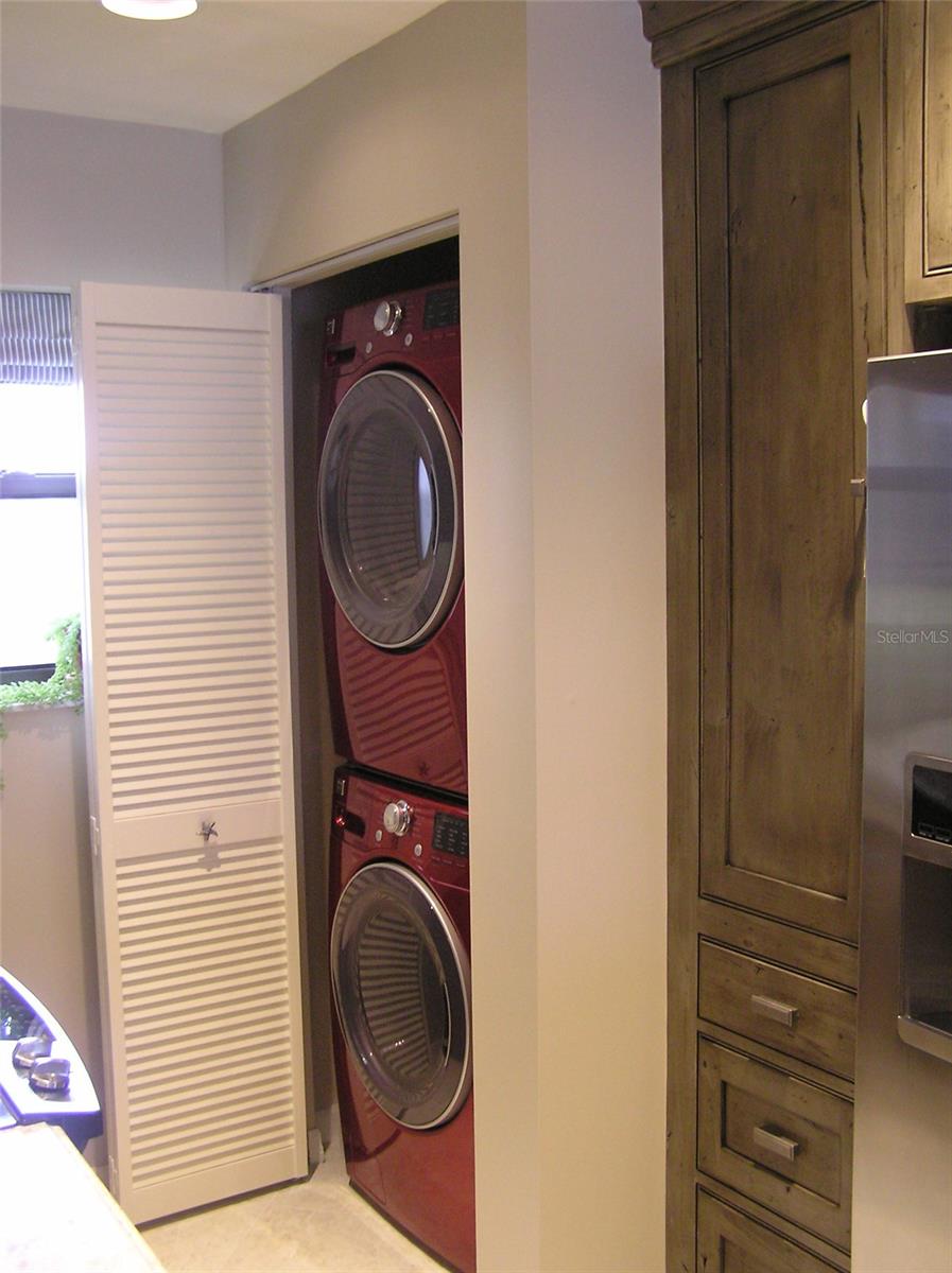 Image 6 of 17 For 462 Bouchelle Drive 201