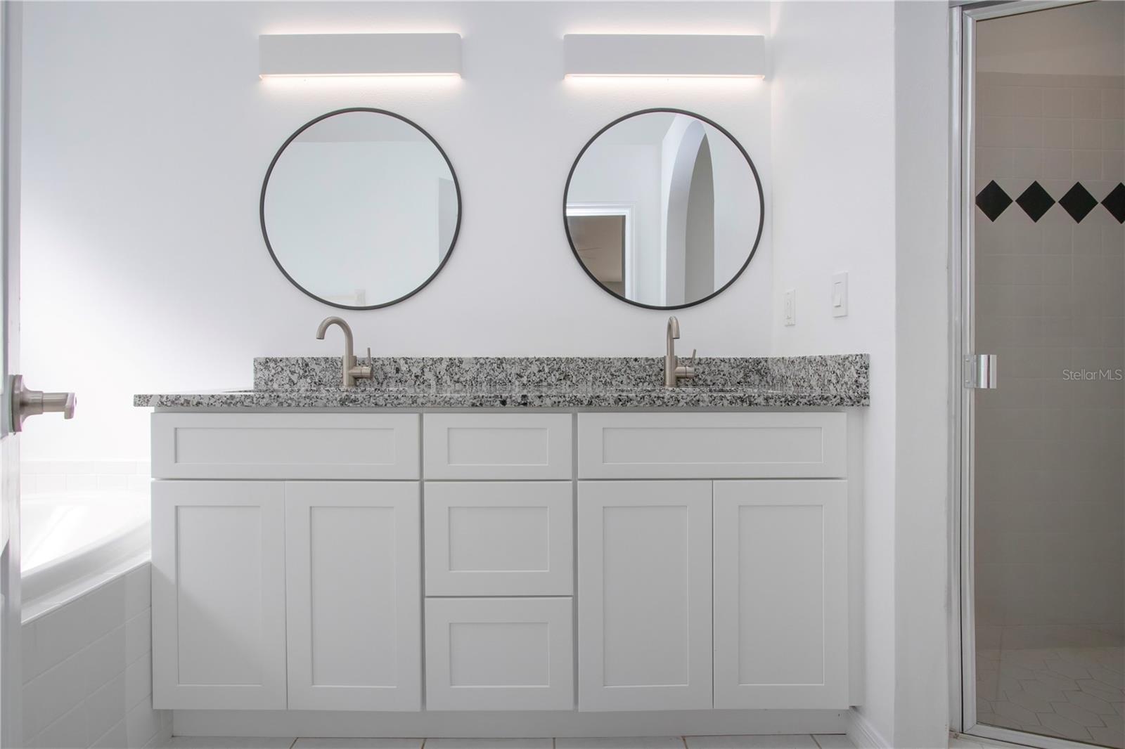 Image 33 of 64 For 9590 Knightsbridge Circle