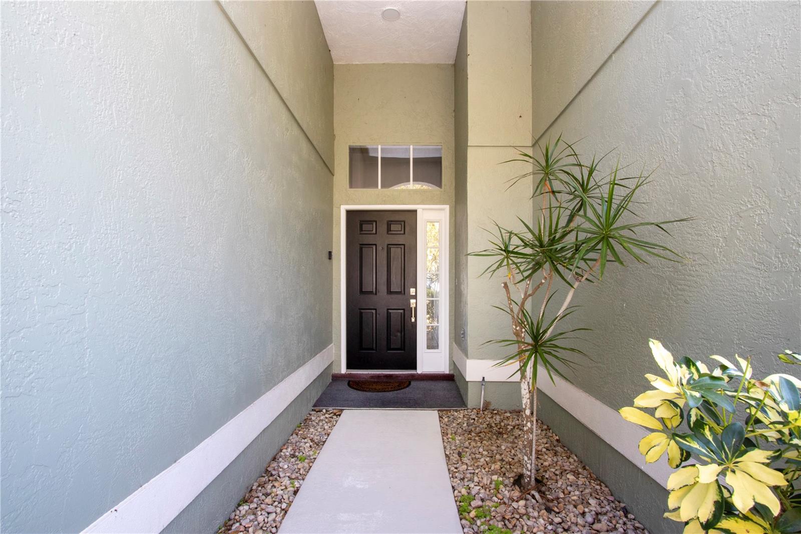 Image 4 of 64 For 9590 Knightsbridge Circle