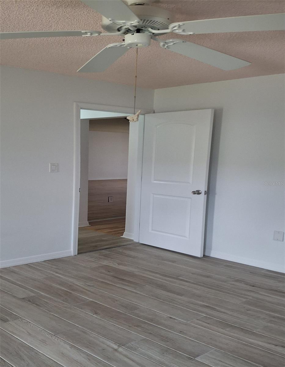 Image 11 of 29 For 4160 Fruitville Road 34