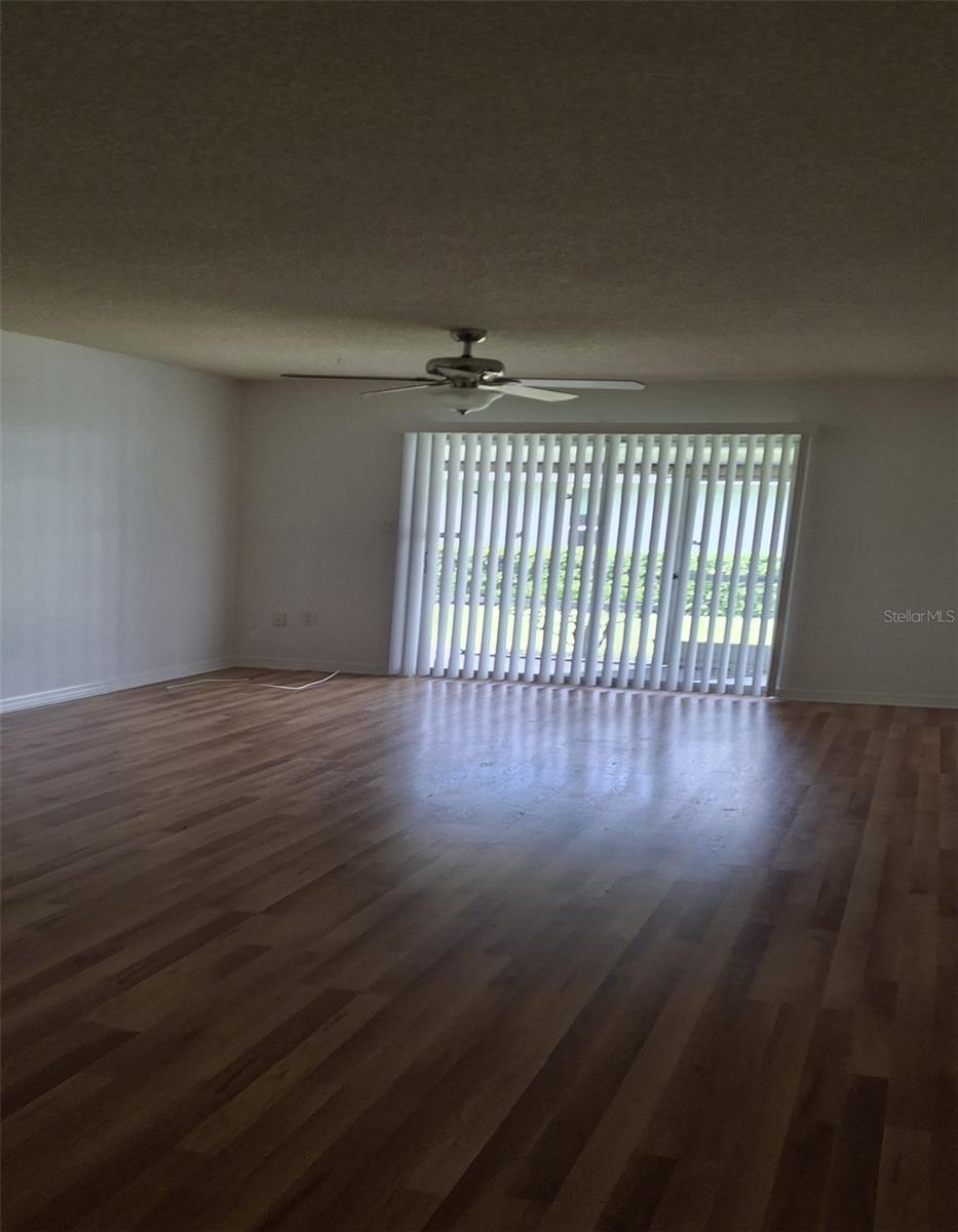 Image 17 of 29 For 4160 Fruitville Road 34