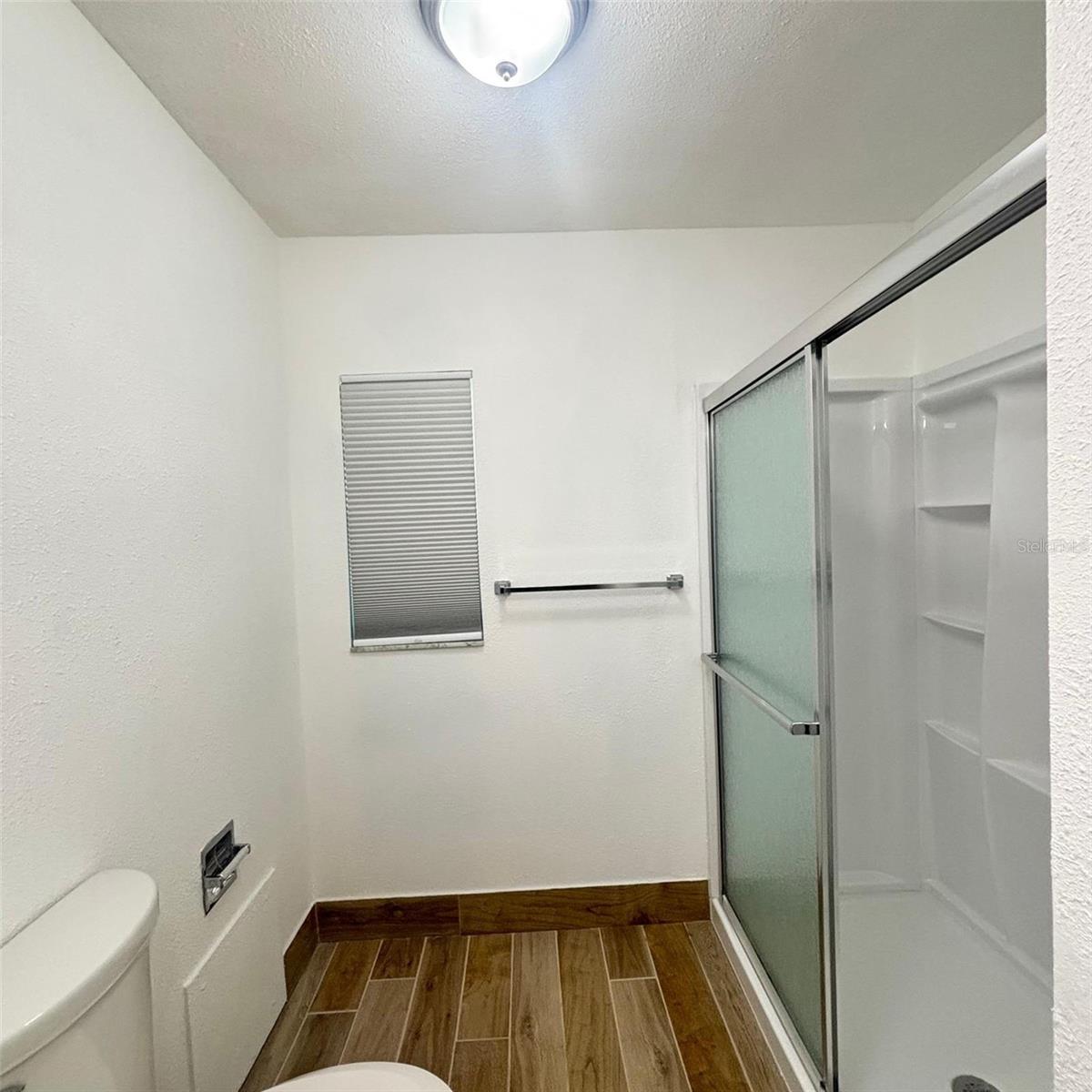 Image 25 of 29 For 4160 Fruitville Road 34