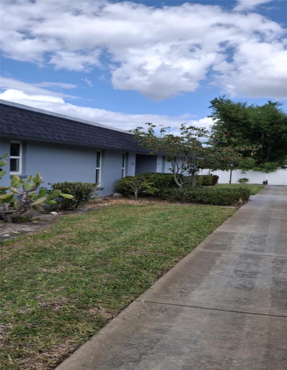 Image 5 of 29 For 4160 Fruitville Road 34