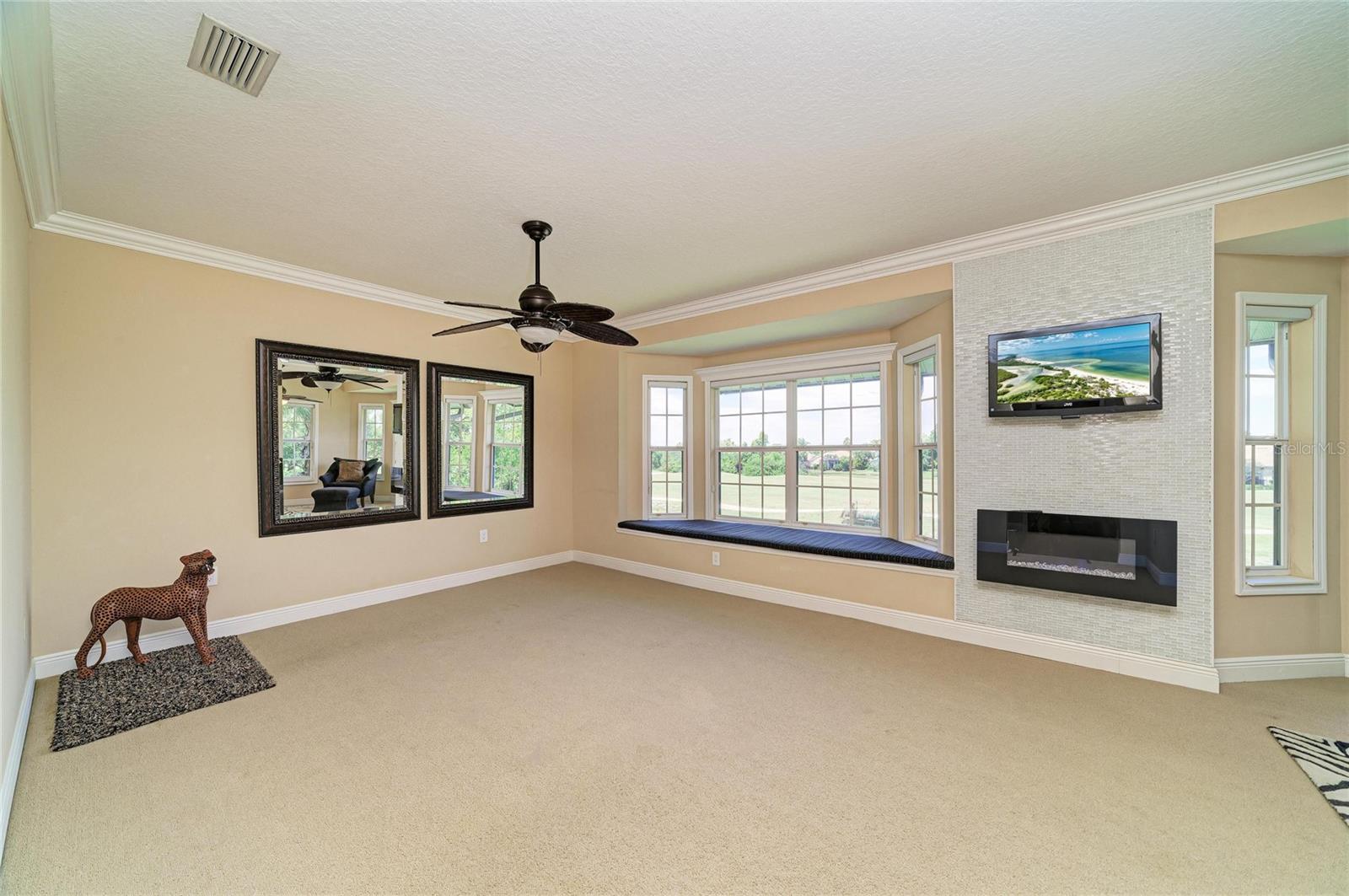 Image 38 of 83 For 8432 Miramar Way