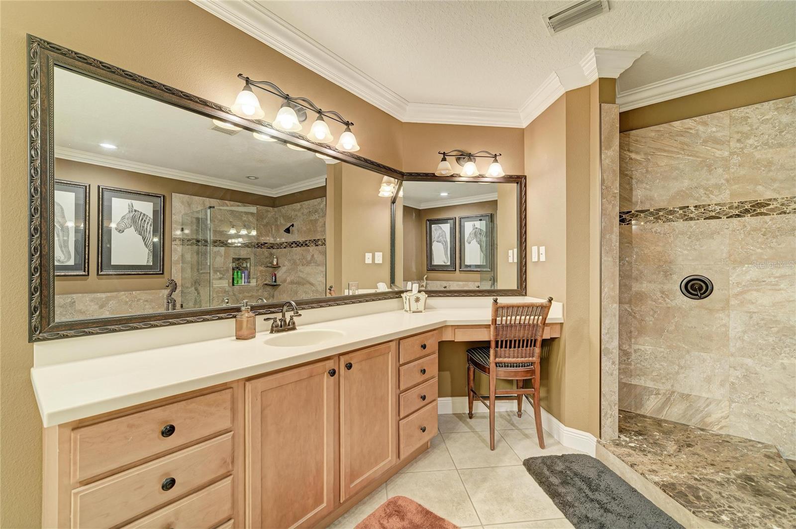 Image 44 of 83 For 8432 Miramar Way