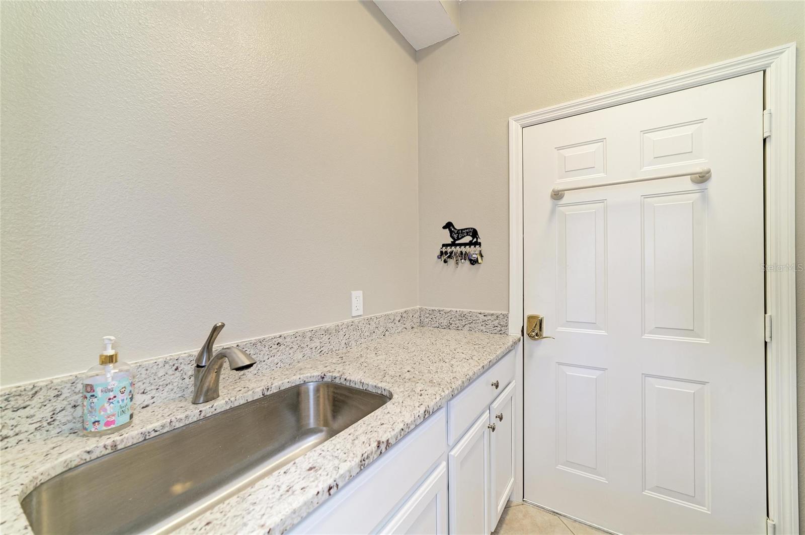 Image 52 of 83 For 8432 Miramar Way