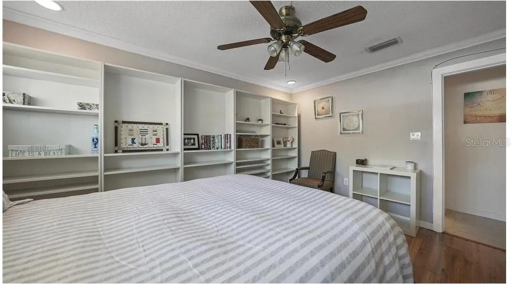 Image 13 of 17 For 2782 Woodgate Lane 12