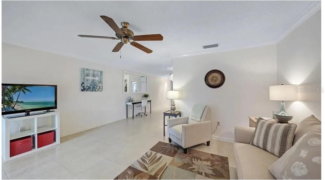 Image 6 of 17 For 2782 Woodgate Lane 12