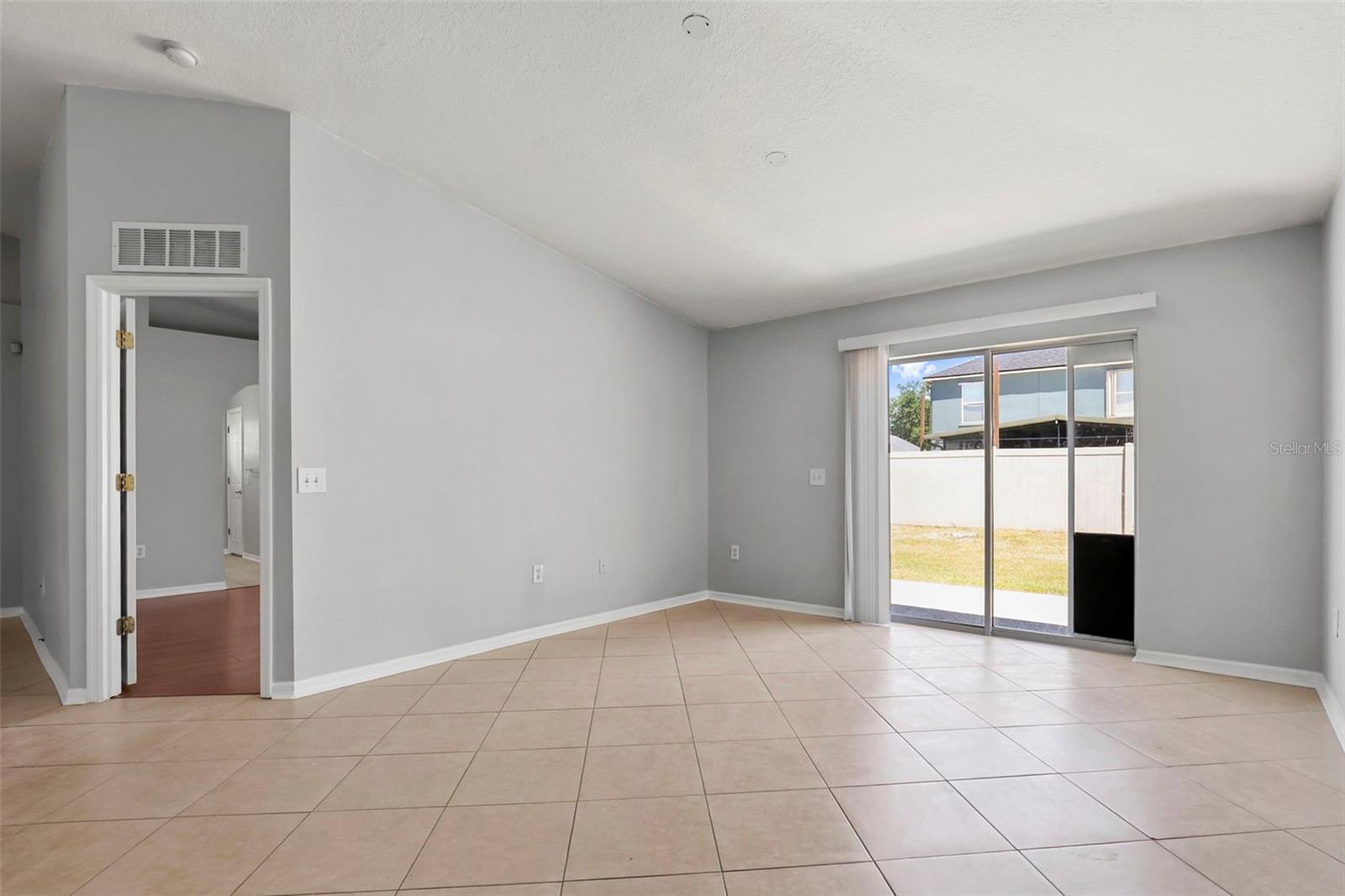 Image 18 of 66 For 3250 Helmel Court