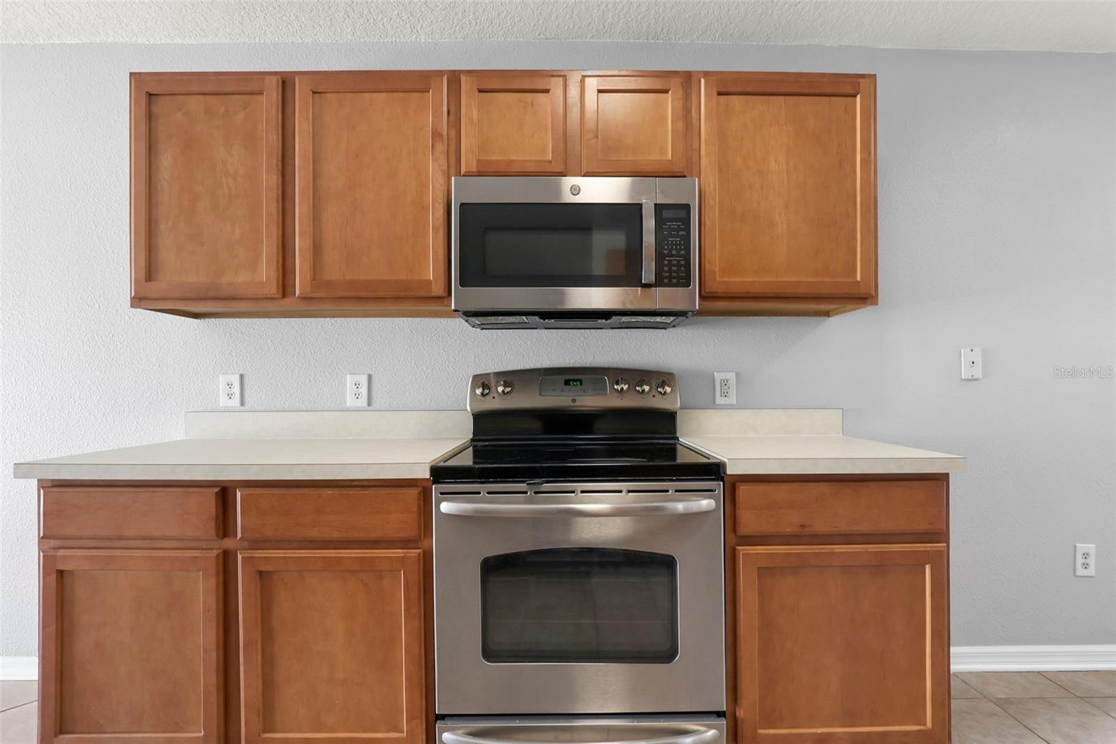 Image 24 of 66 For 3250 Helmel Court