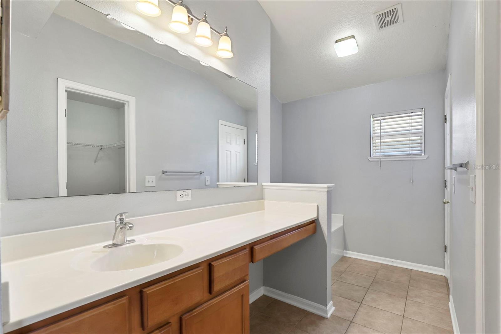 Image 37 of 66 For 3250 Helmel Court