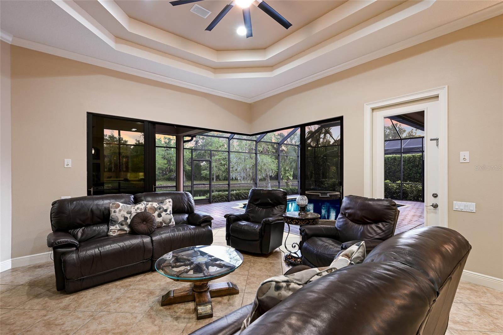 Image 24 of 56 For 12107 Creole Court