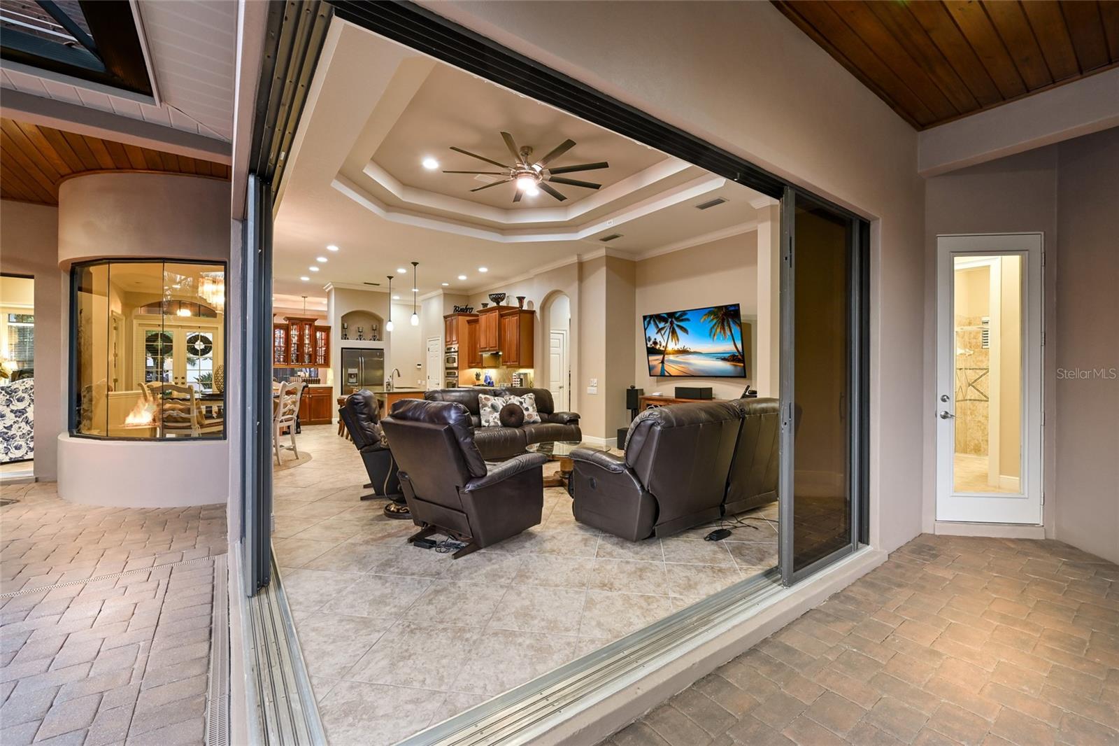 Image 25 of 56 For 12107 Creole Court