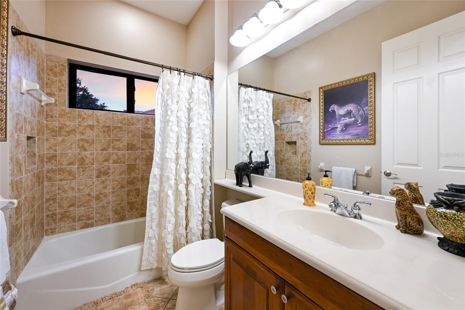 Image 31 of 56 For 12107 Creole Court