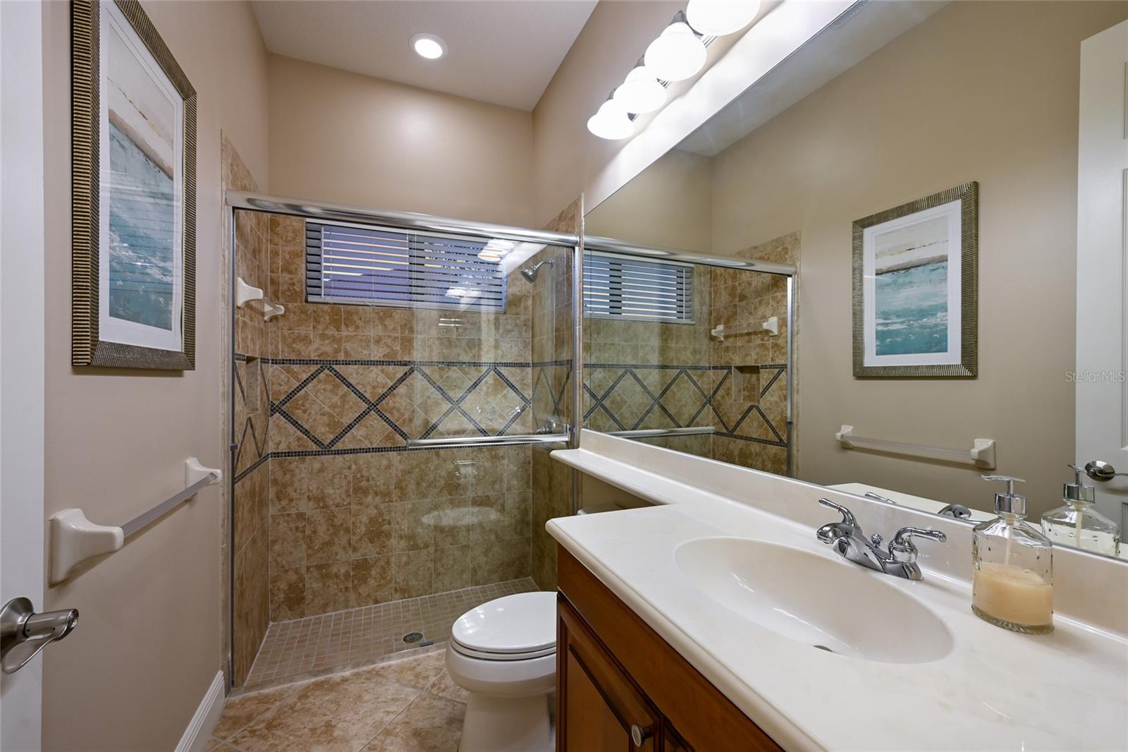 Image 33 of 56 For 12107 Creole Court