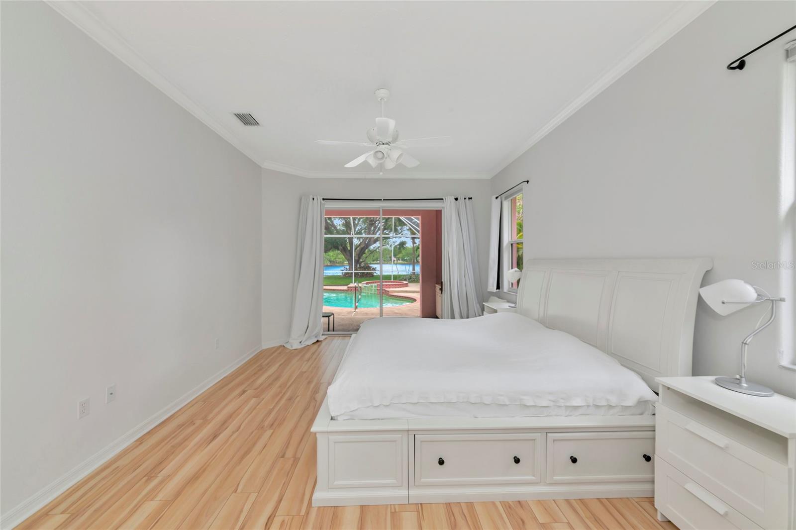 Image 20 of 75 For 619 147th Street E