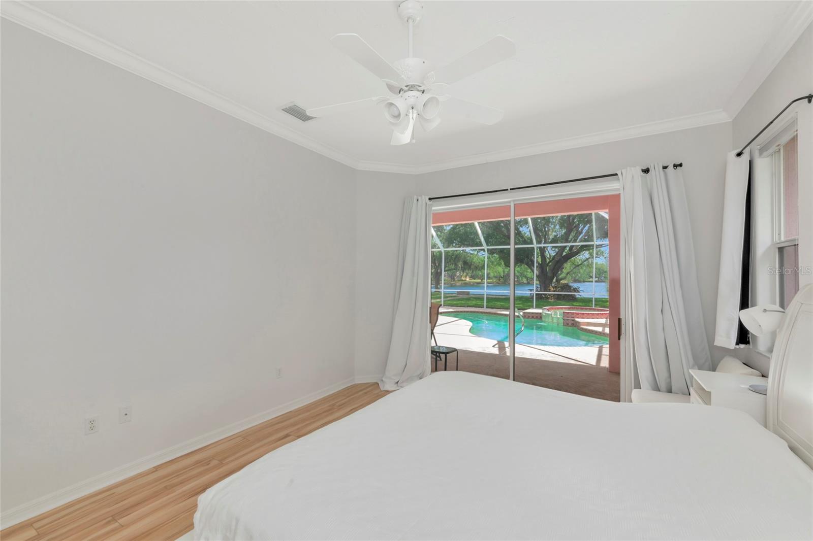 Image 22 of 75 For 619 147th Street E