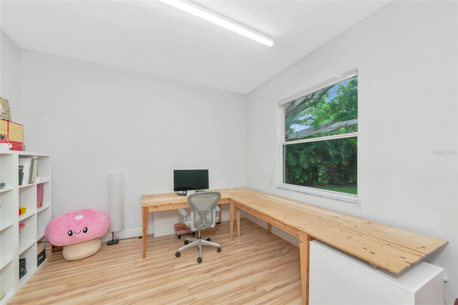 Image 39 of 75 For 619 147th Street E