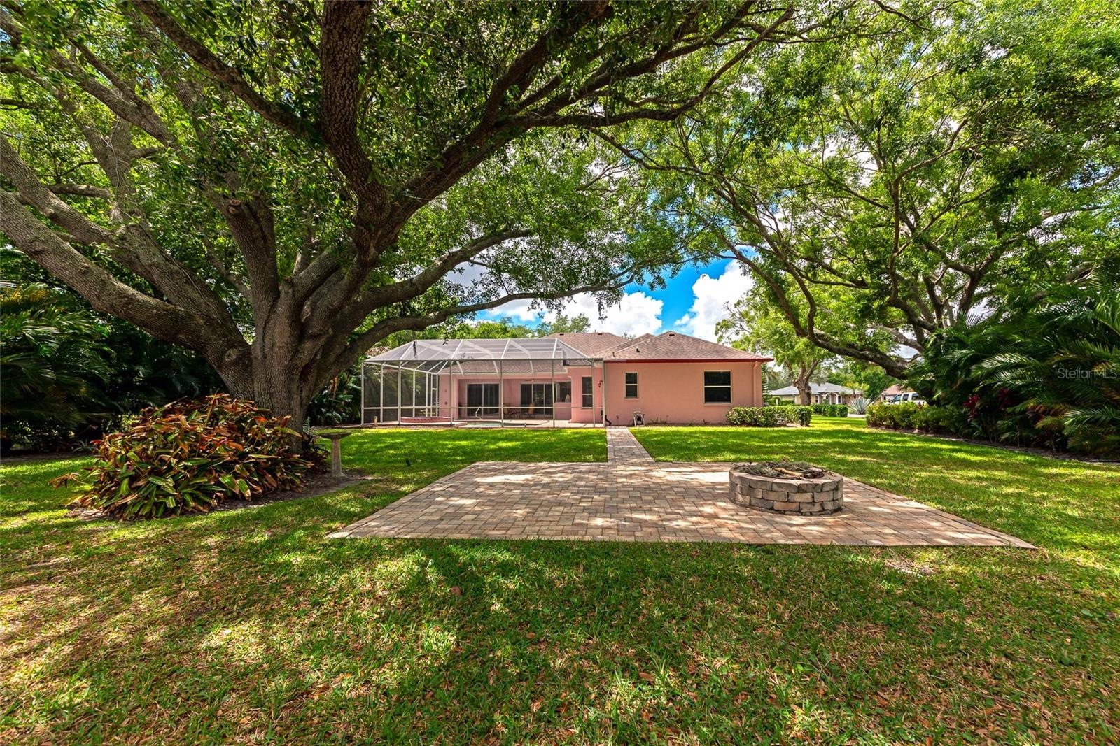 Image 59 of 75 For 619 147th Street E