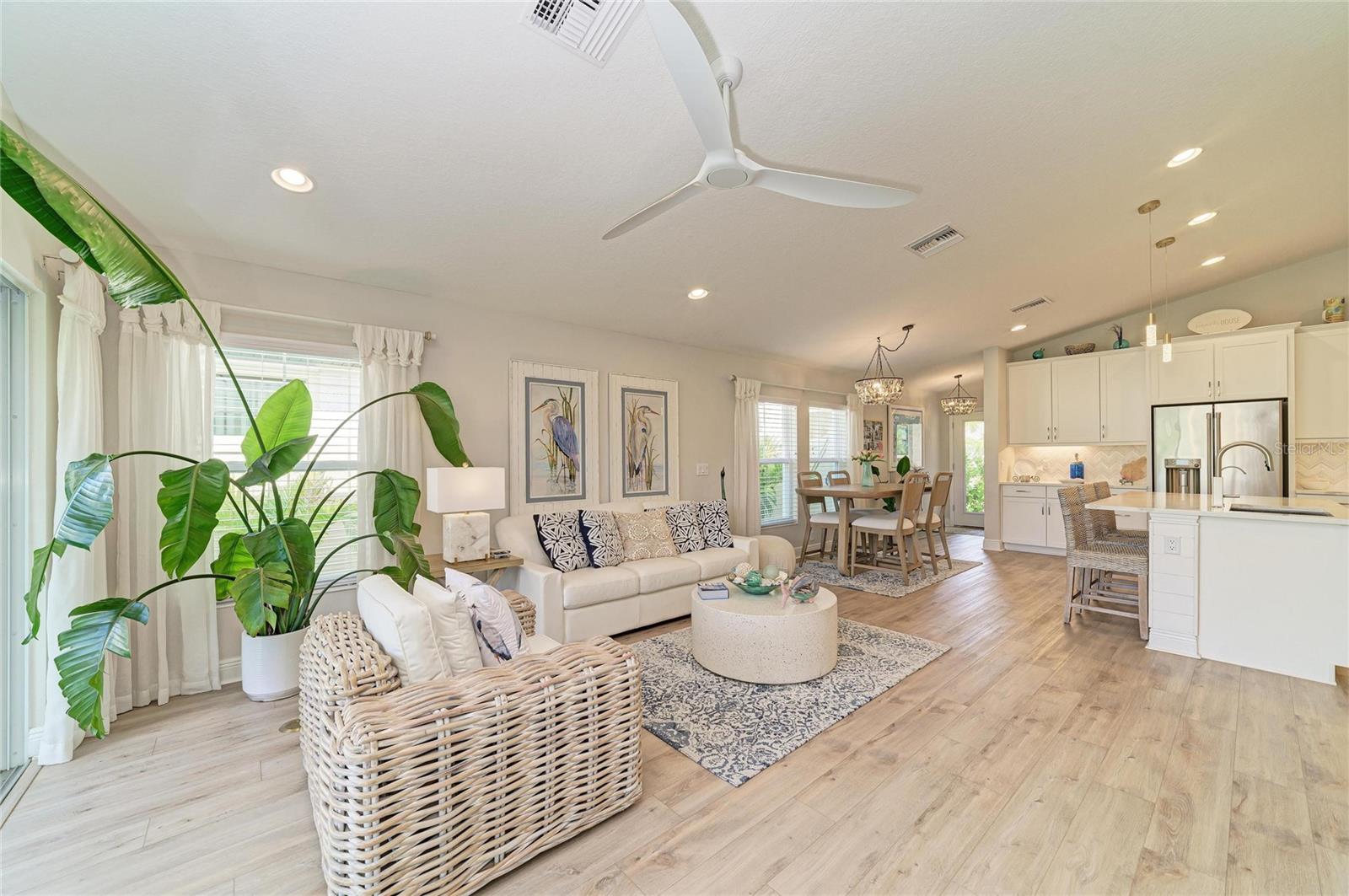 Image 24 of 52 For 12419 Oak Hill Way