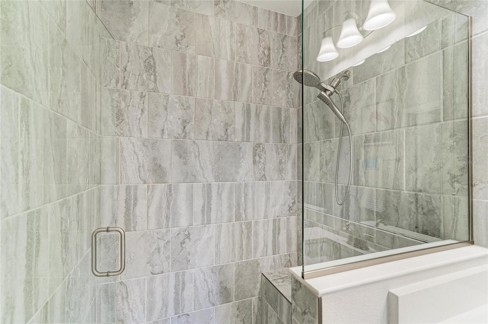 Image 30 of 52 For 12419 Oak Hill Way