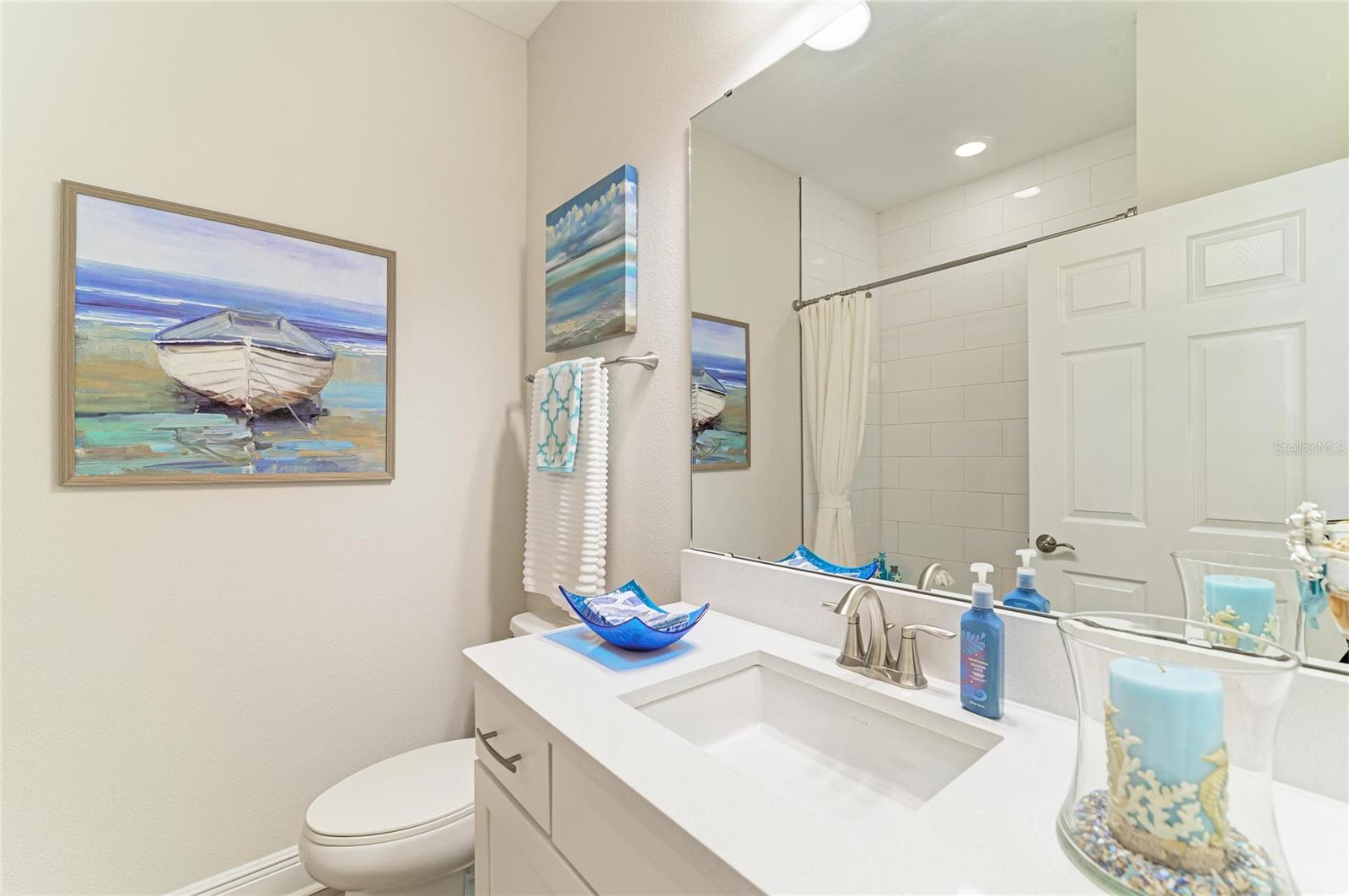 Image 33 of 52 For 12419 Oak Hill Way