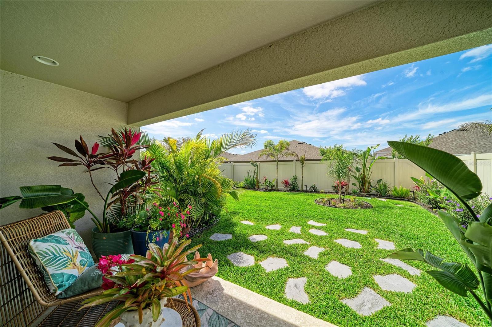 Image 39 of 52 For 12419 Oak Hill Way