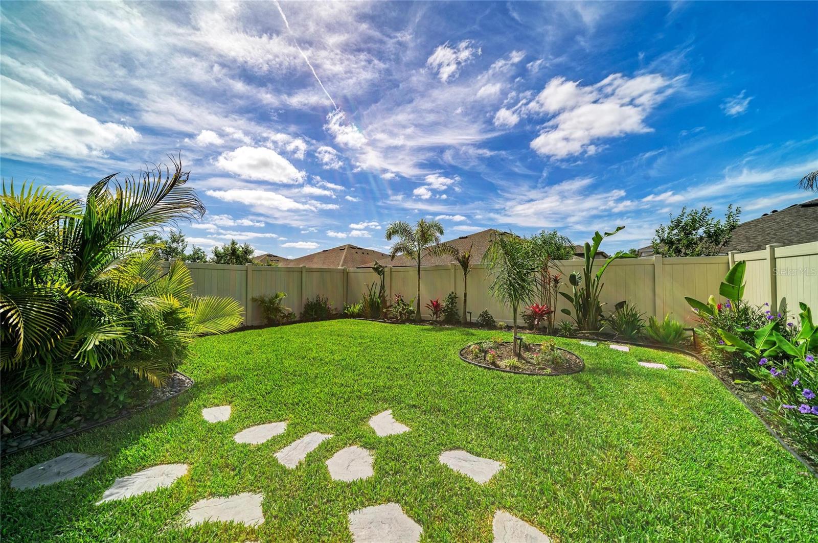 Image 40 of 52 For 12419 Oak Hill Way