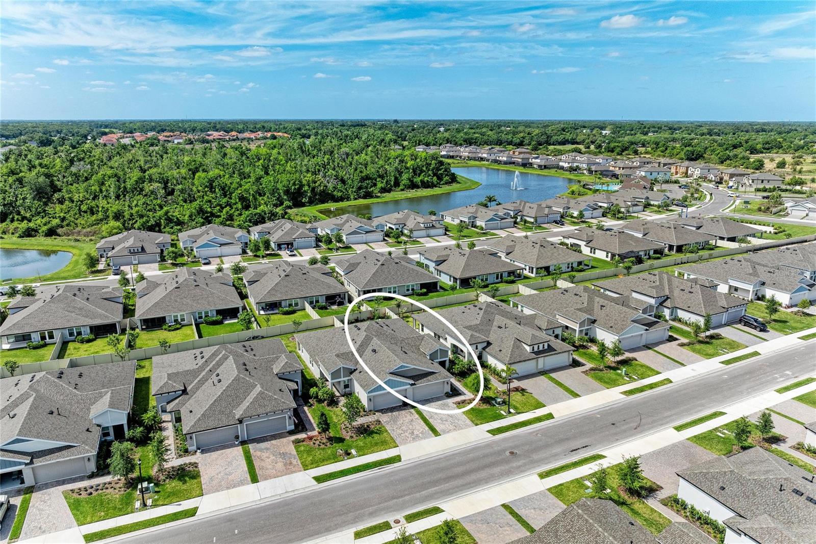 Image 6 of 52 For 12419 Oak Hill Way