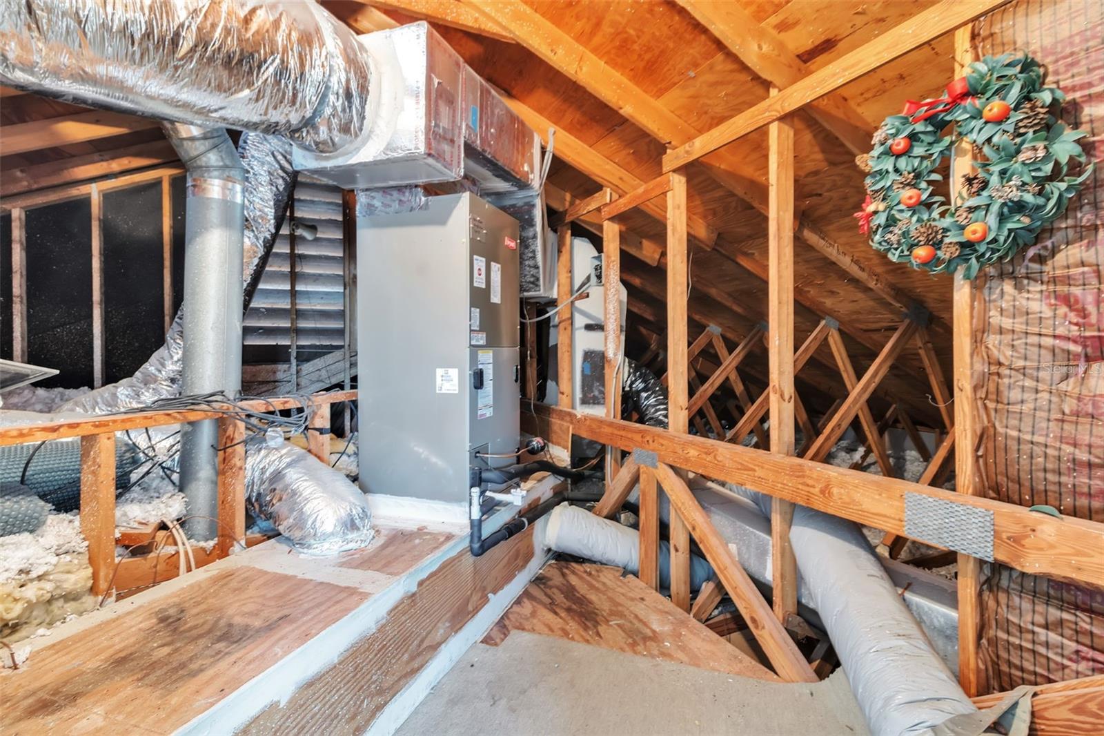 Image 39 of 50 For 1732 Pine Harrier Circle