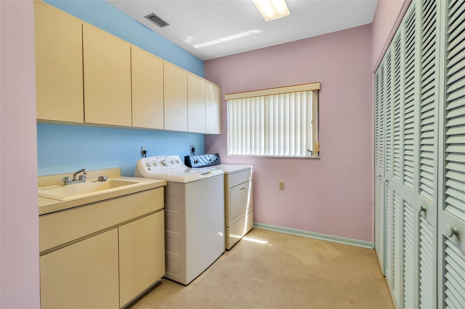 Image 40 of 50 For 1732 Pine Harrier Circle