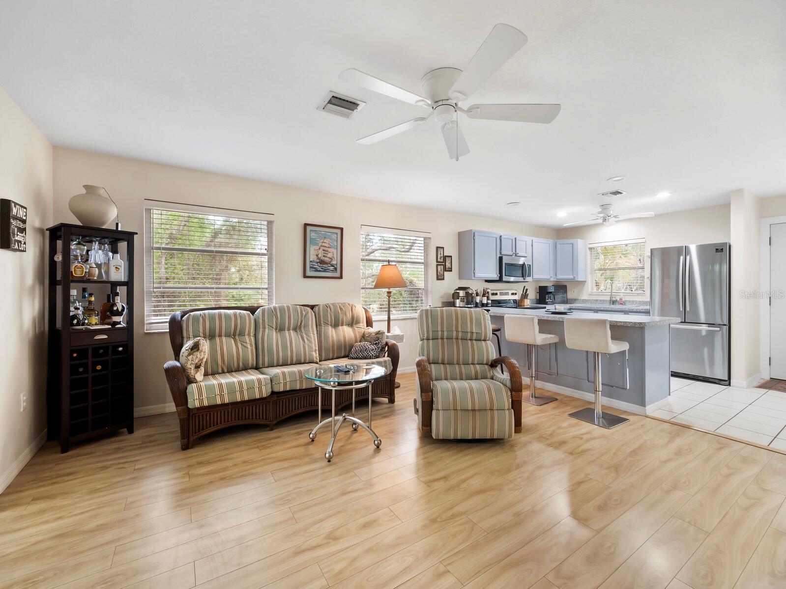 Image 8 of 54 For 109 Shore Road