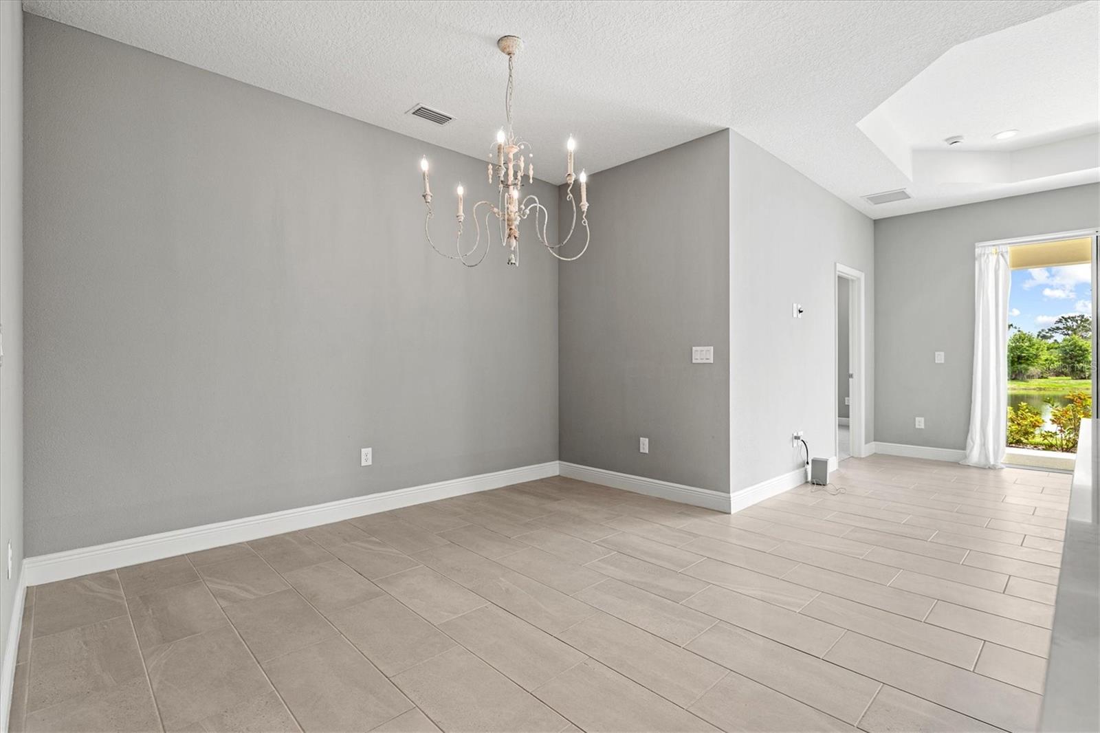 Image 16 of 87 For 3714 Woodmont Drive