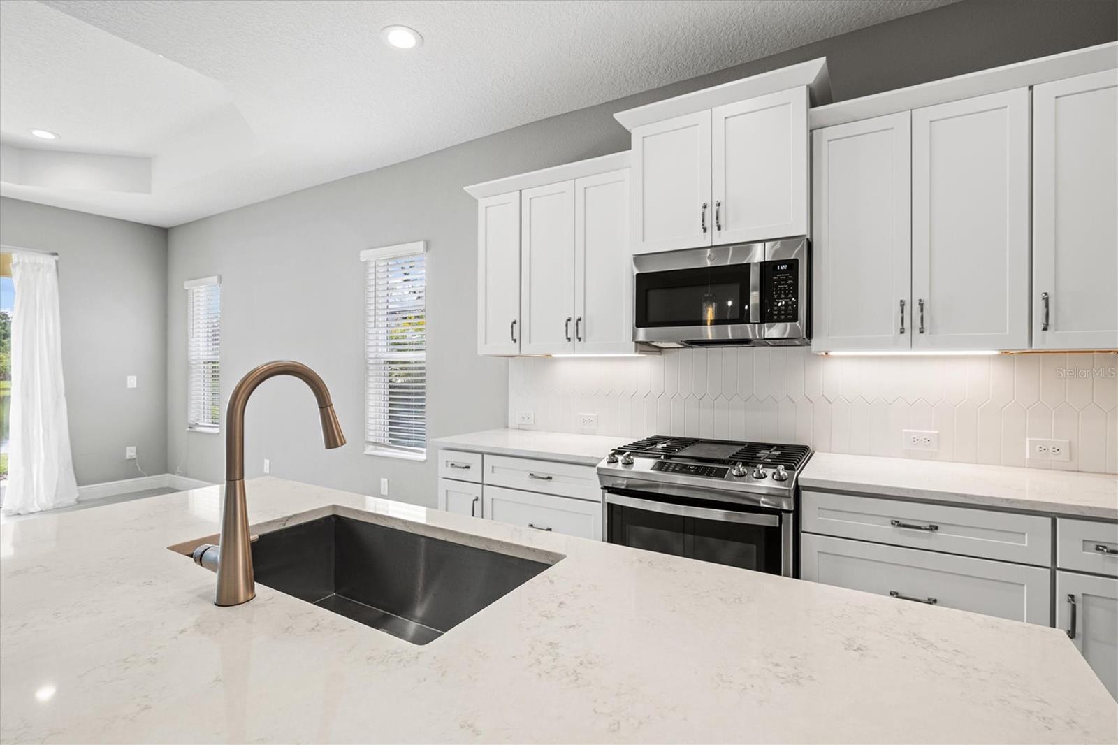 Image 21 of 87 For 3714 Woodmont Drive