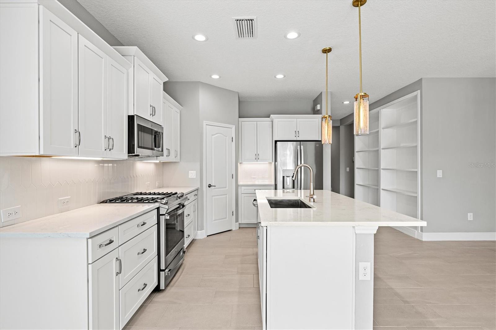 Image 25 of 87 For 3714 Woodmont Drive