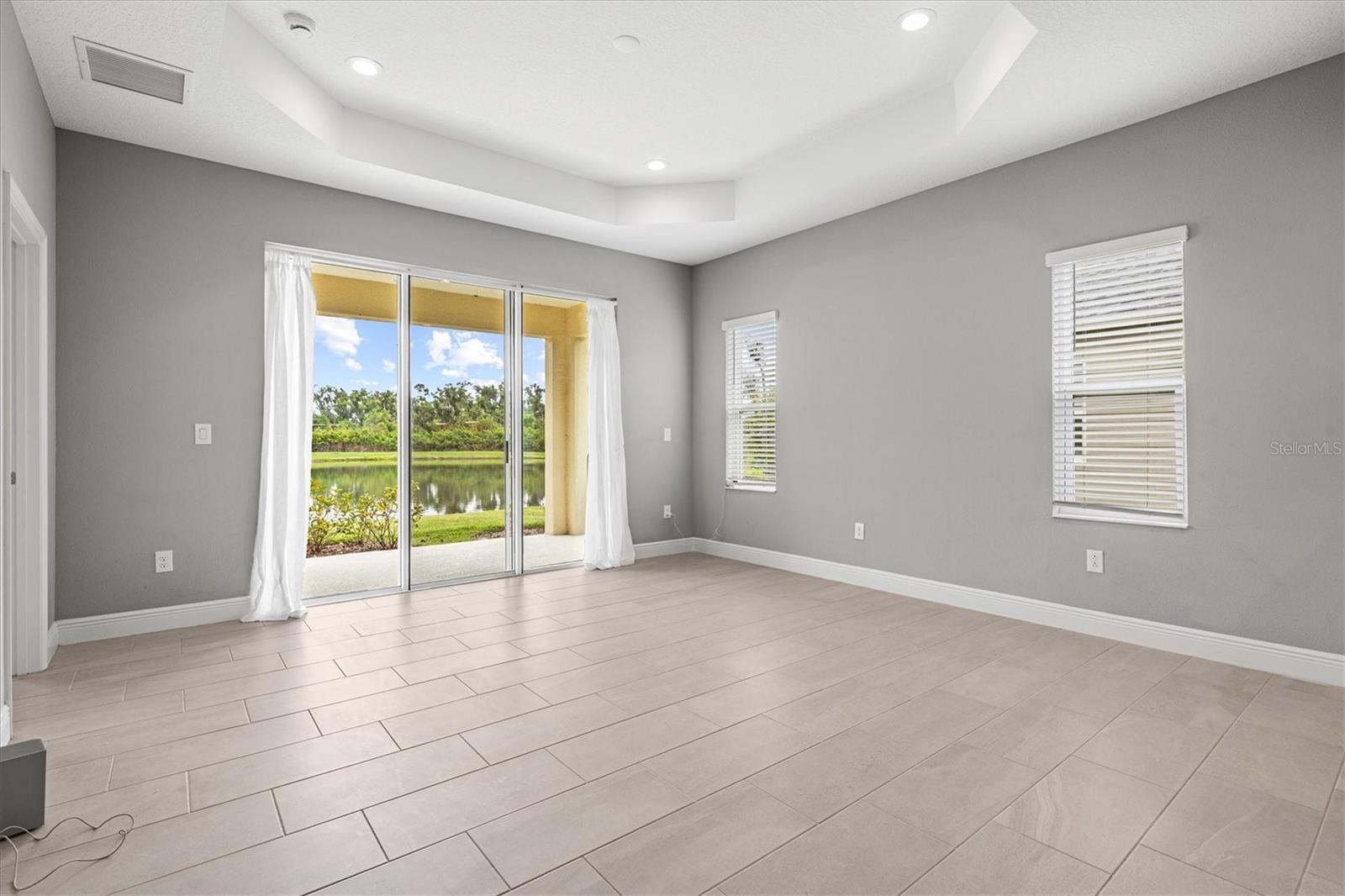 Image 29 of 87 For 3714 Woodmont Drive