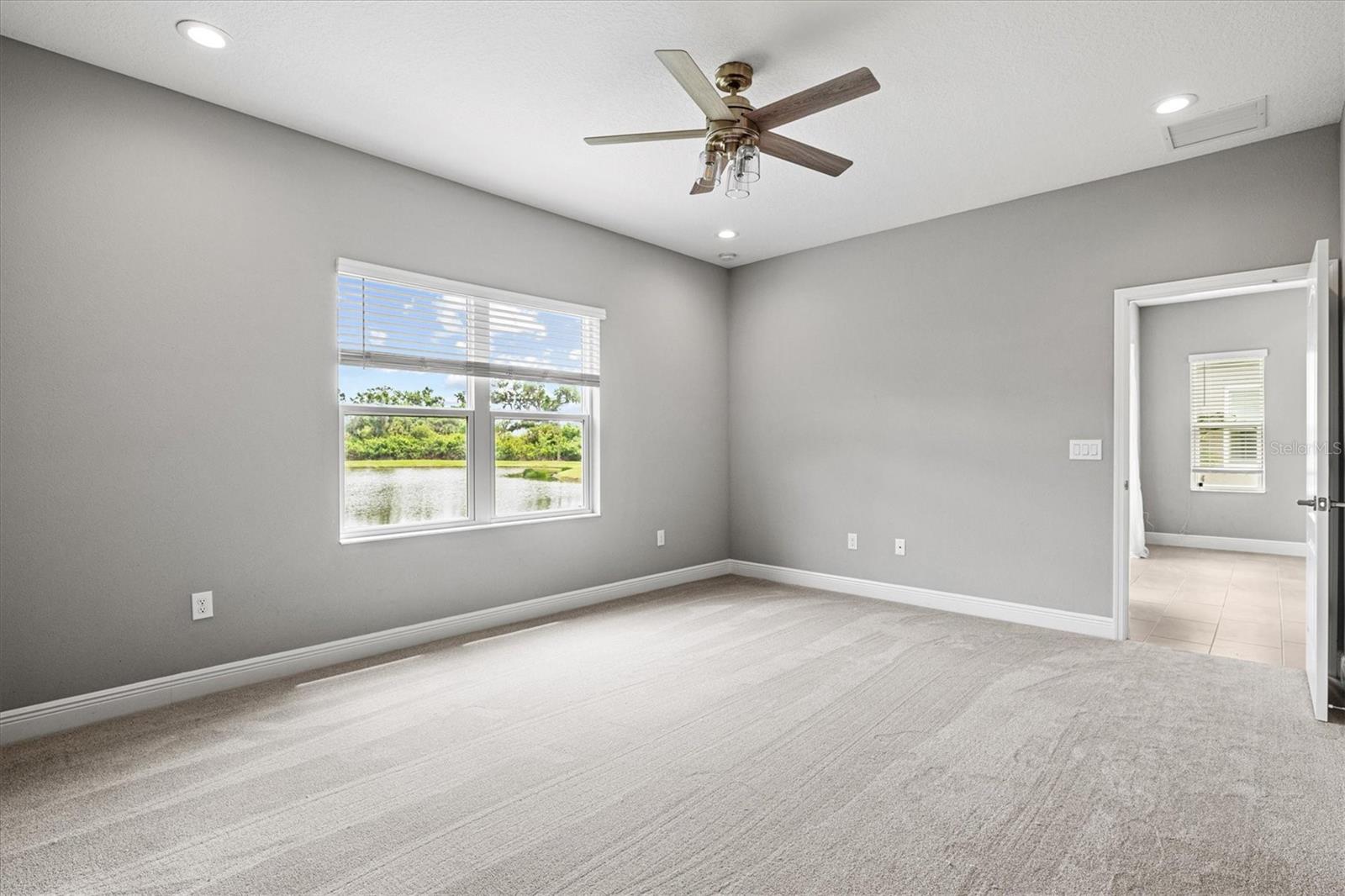 Image 33 of 87 For 3714 Woodmont Drive