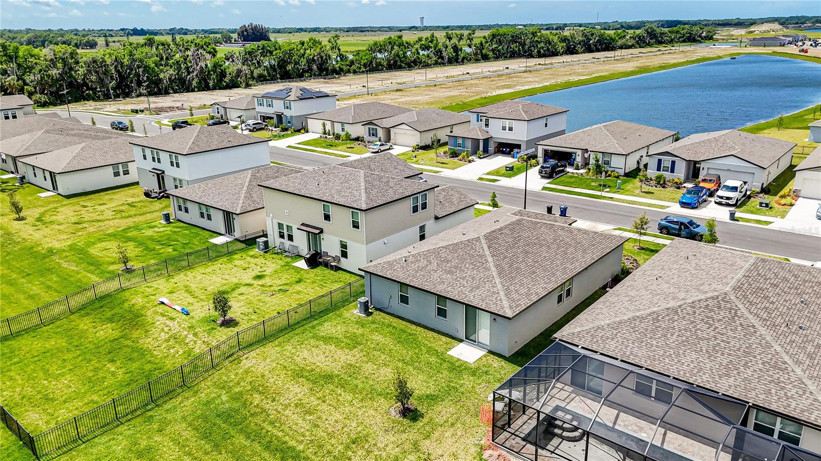 Image 36 of 46 For 10210 Daybreak Glen