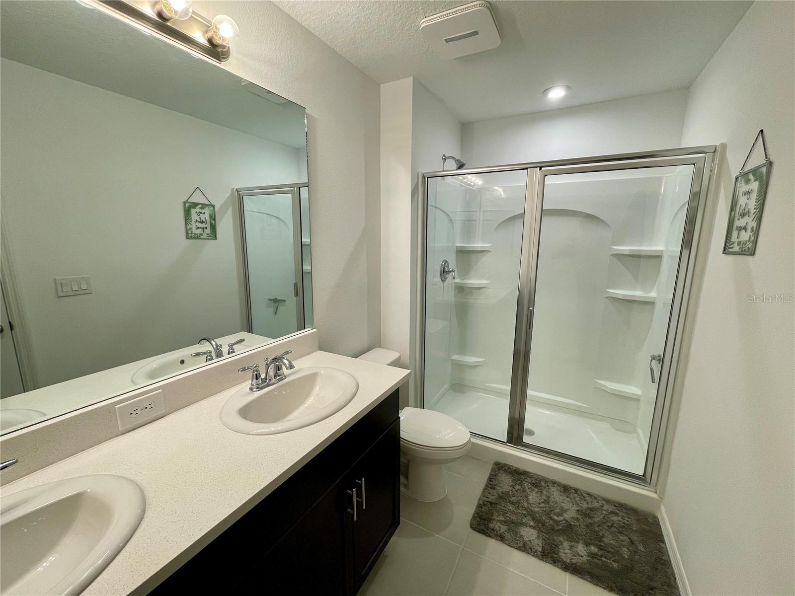 Image 15 of 25 For 6417 Fairmont Lane