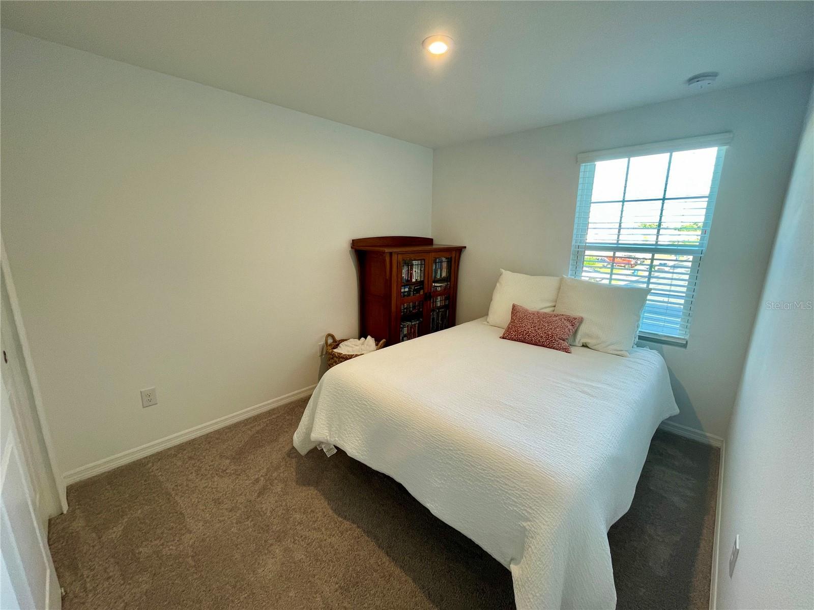 Image 16 of 25 For 6417 Fairmont Lane