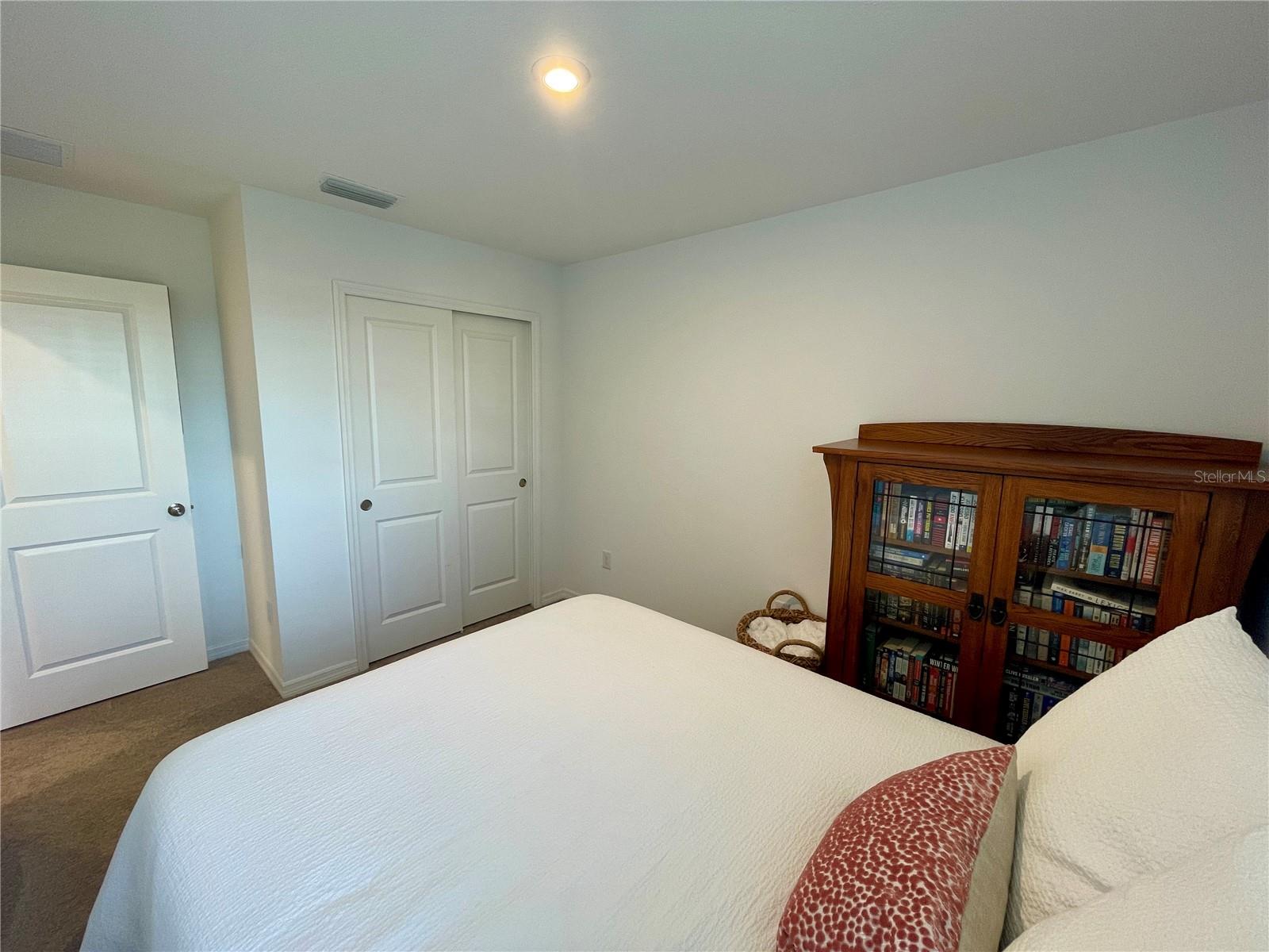 Image 17 of 25 For 6417 Fairmont Lane