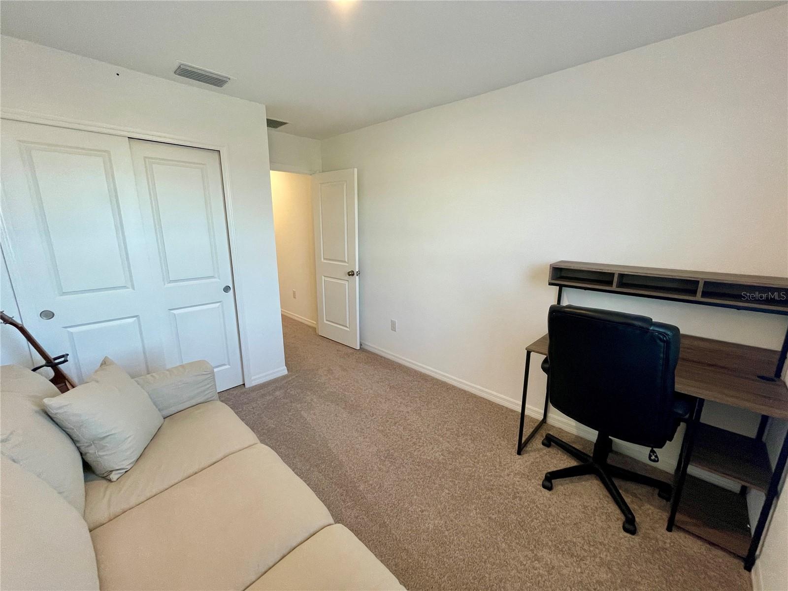 Image 19 of 25 For 6417 Fairmont Lane