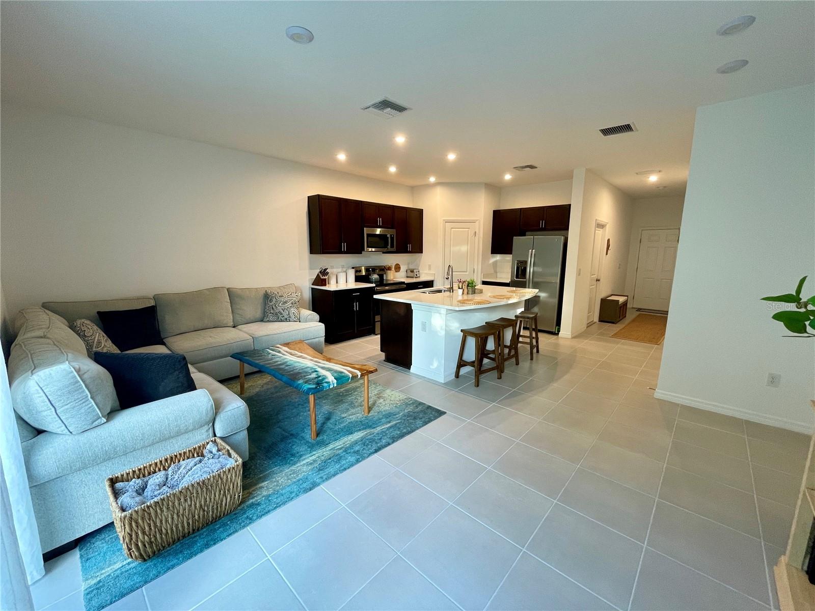 Image 9 of 25 For 6417 Fairmont Lane