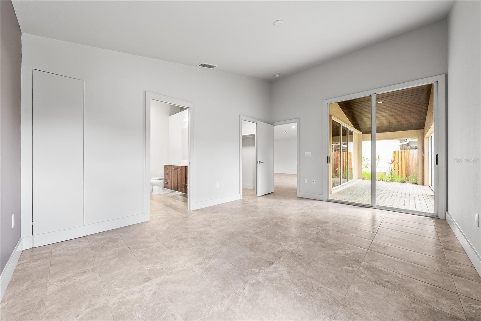 Image 19 of 63 For 3454 Yonge Avenue 79