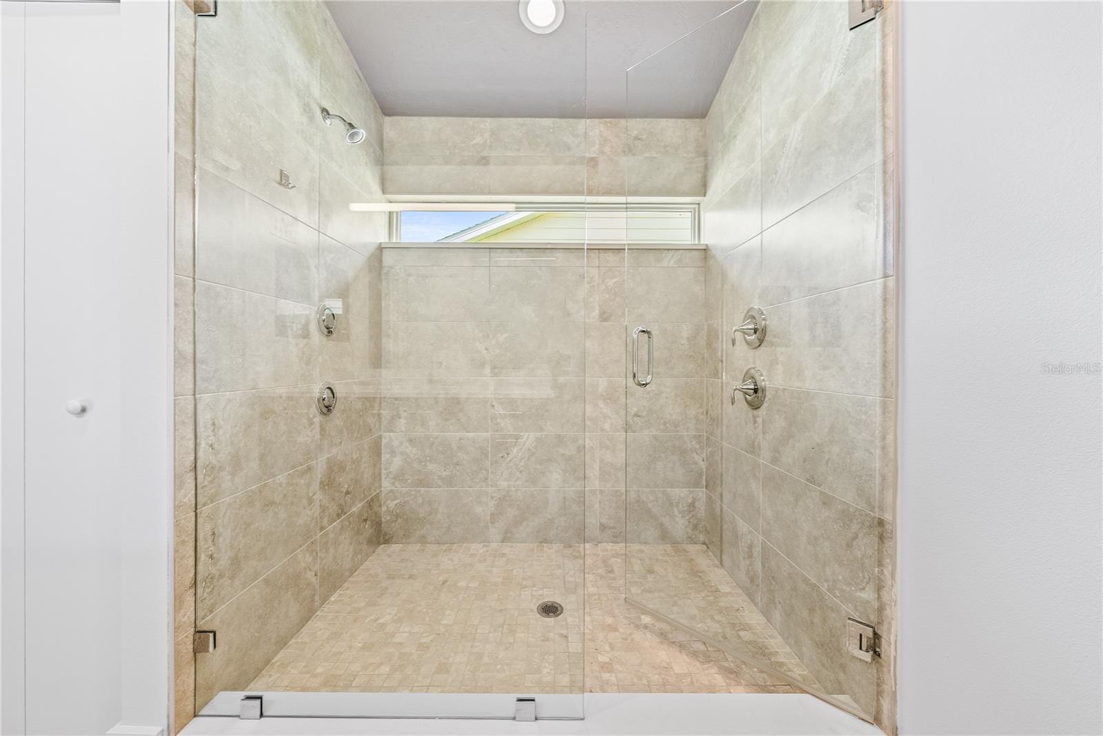 Image 22 of 63 For 3454 Yonge Avenue 79